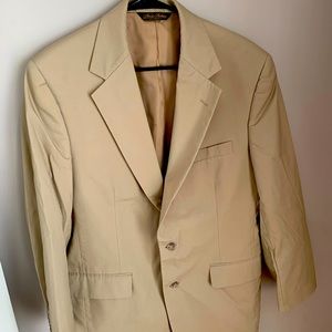 Men’s Tan Brooks Brother’s Suit 39r/33w